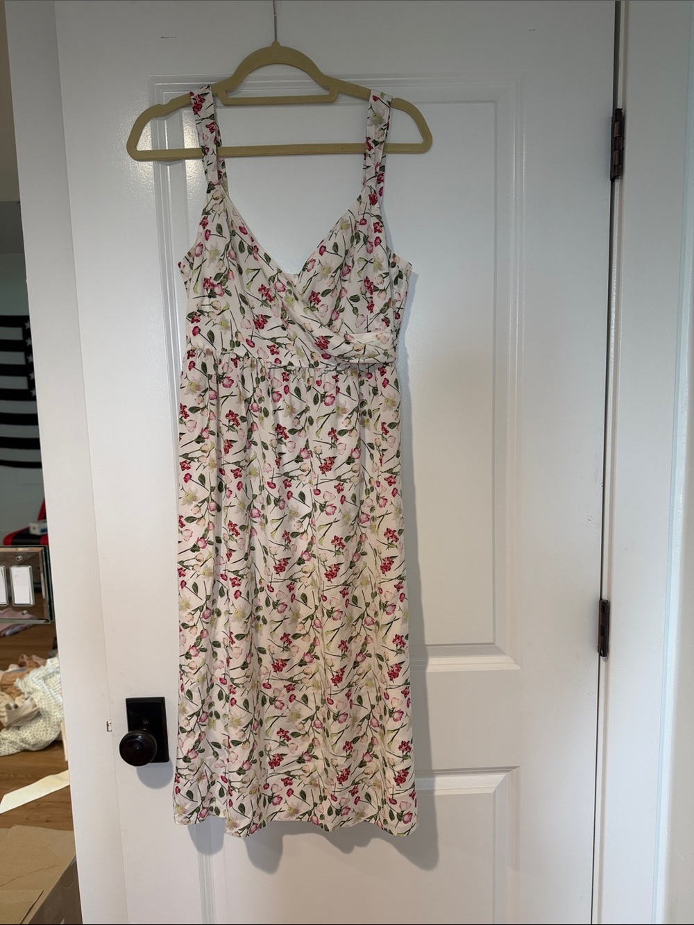Club Monaco Cream Midi Dress with Pink Floral Print